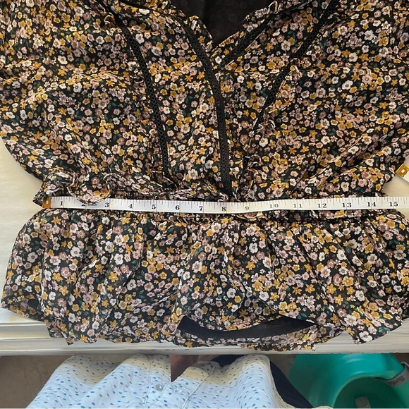 ASTR THE LABEL ~ Ximena Dark Ditsy Floral Faux Wrap Peplum Top in Black Mustard - Picture 7 of 13
